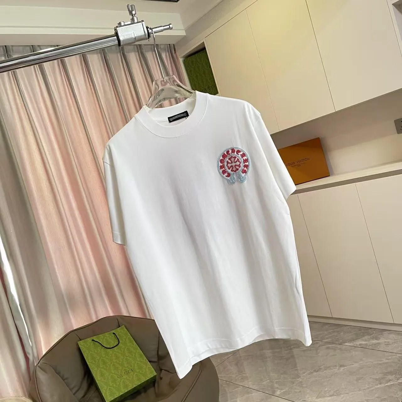 🅿️200 ch Cro* 2025 summer new style Sanskrit horseshoe cross cross vacuum embroidery short-sleeved t-shirt customized fabric 300g same style for men and women Size: S M L XL XXL Five codes Color: black white